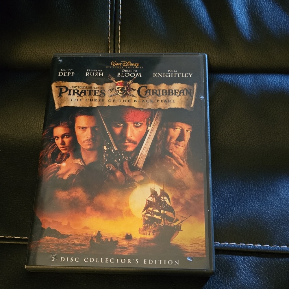 Pirates of the Caribbean 2-Disc Collector's Edition DVD Movie